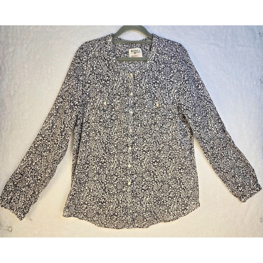 Holding Horses Anthropologie Lightweight Top Women Sz 14 button Floral Birds Art